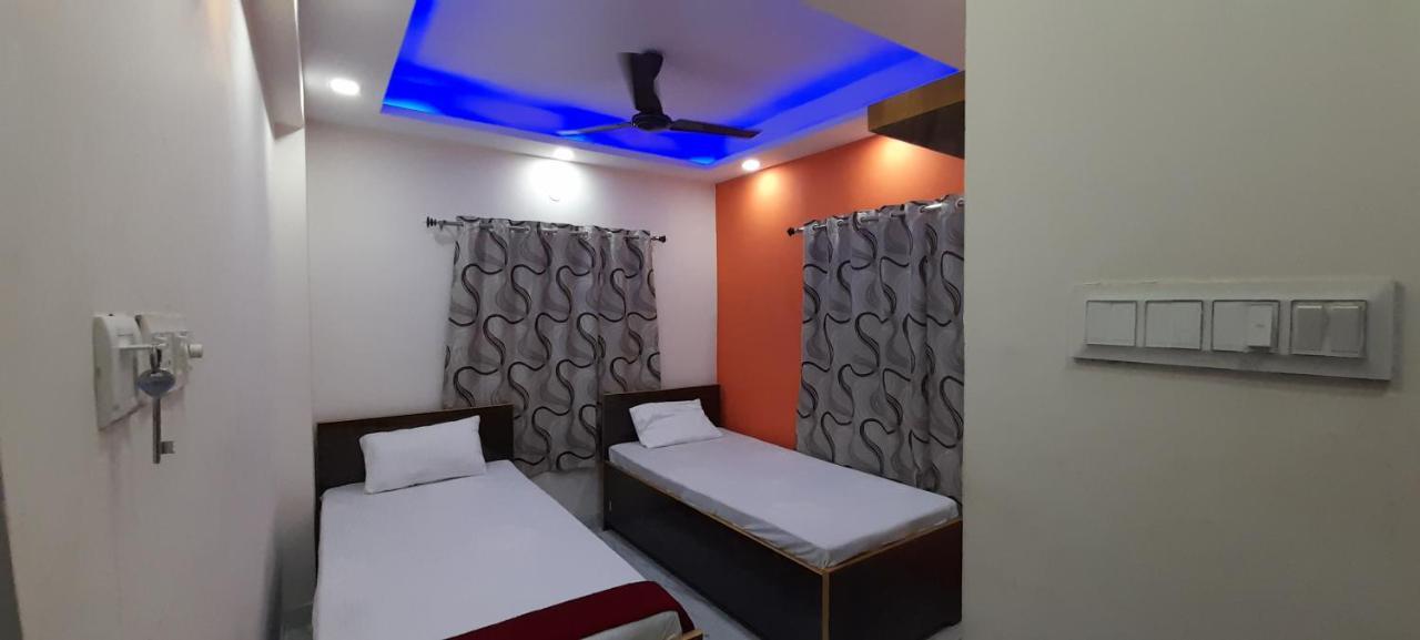 Garden Guest House Near Rene Tower Ruby General Hospital Kolkata Eksteriør bilde