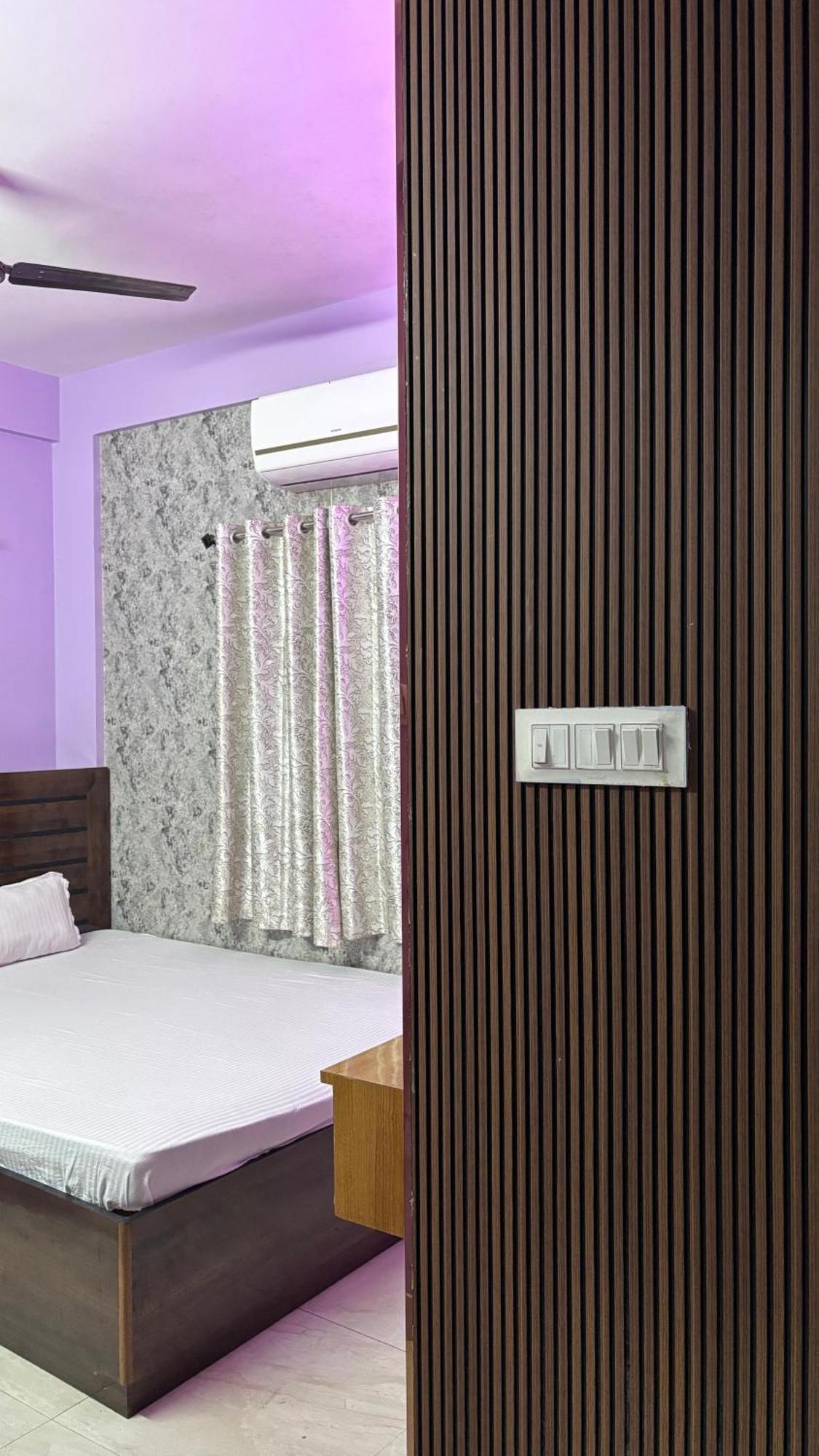 Garden Guest House Near Rene Tower Ruby General Hospital Kolkata Eksteriør bilde